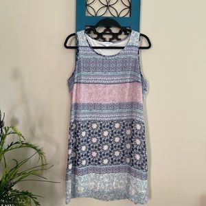 CC Sleeveless Pastel Shift Dress | Size Large